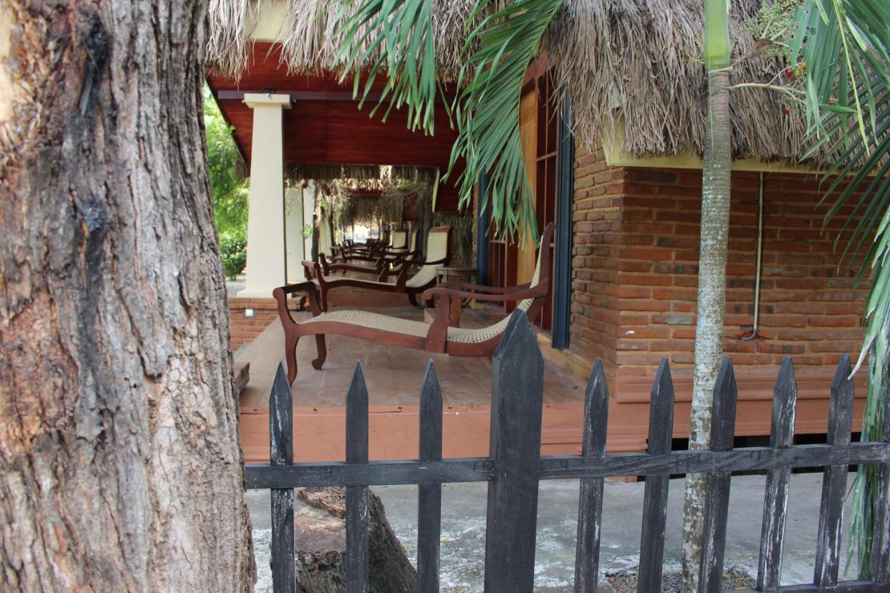 Avasta Resort And Spa Anuradhapura Luaran gambar