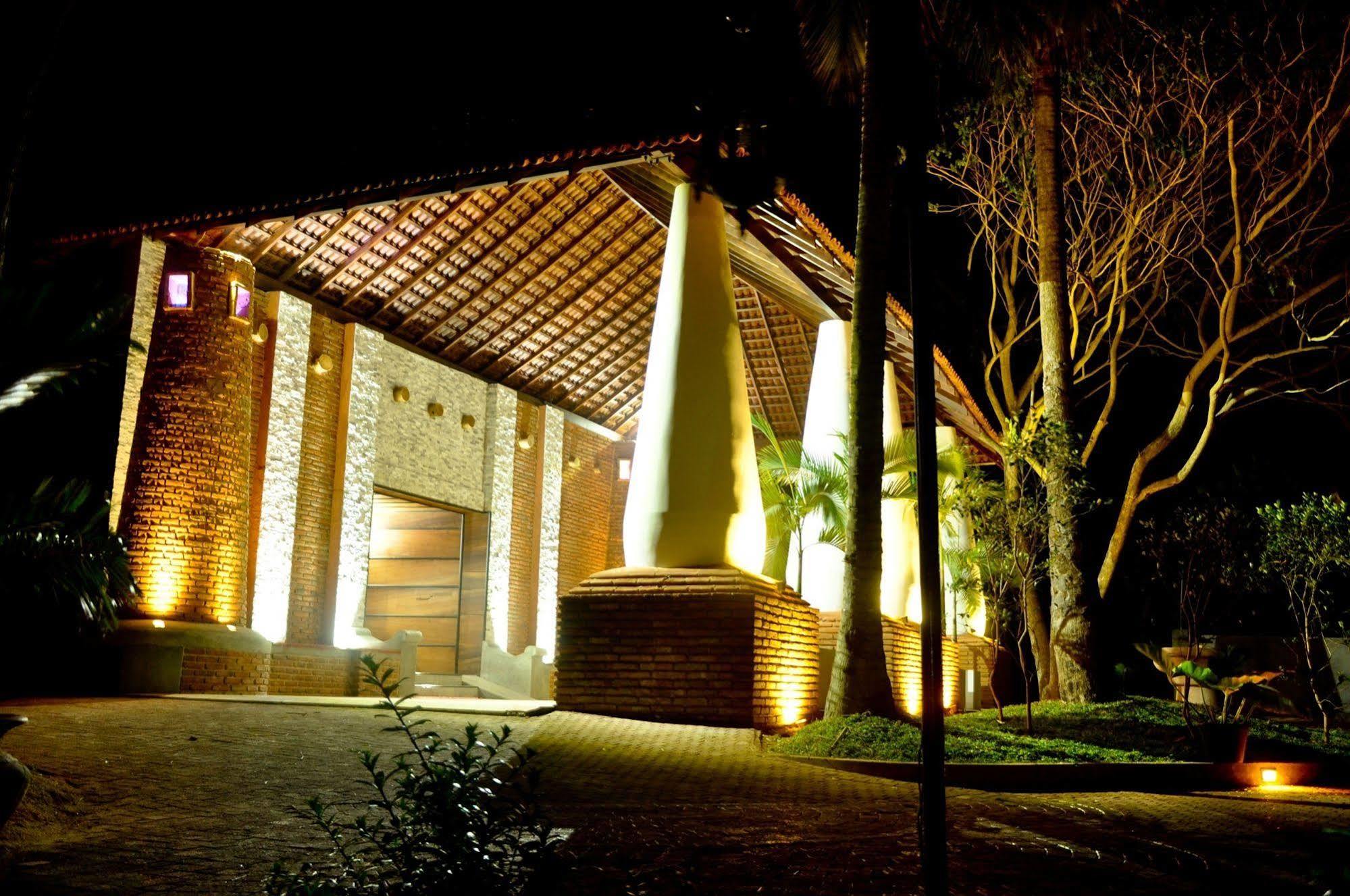 Avasta Resort And Spa Anuradhapura Luaran gambar